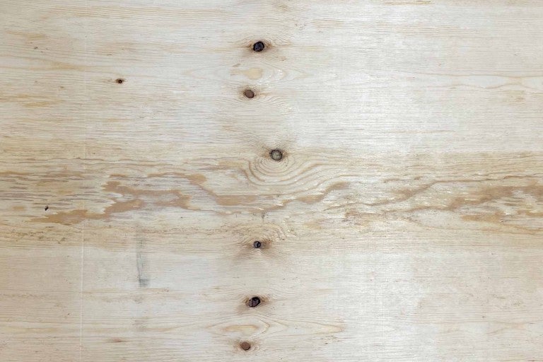 Dřevěná deska s kresbou