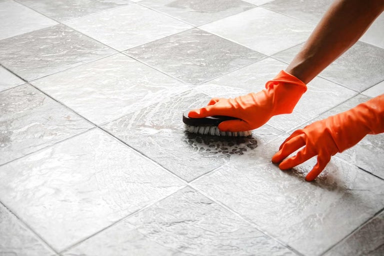 Jak vyčistit dlažbu