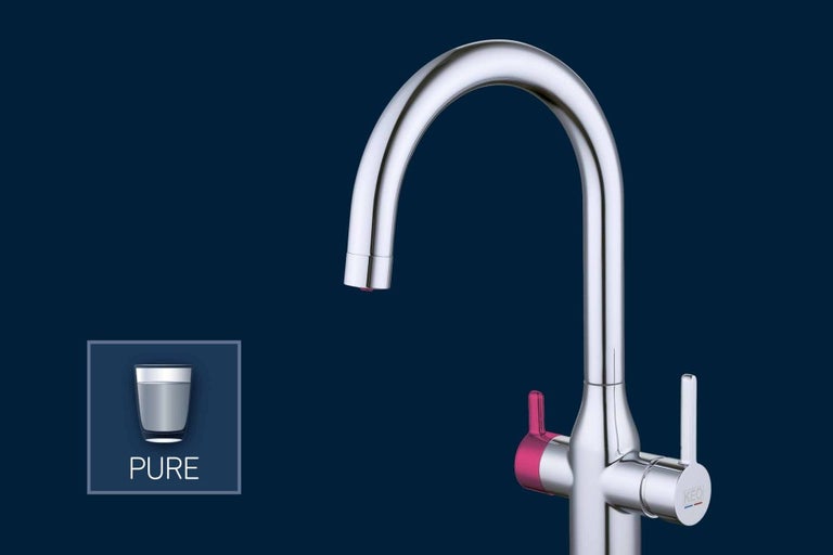Kuchyňská baterie s vysokým výtokem a samostatnou pákou pro filtrovanou vodu