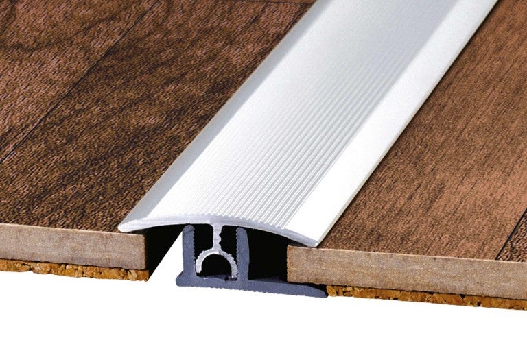 Podlahový profil pro spojování podlahových krytin