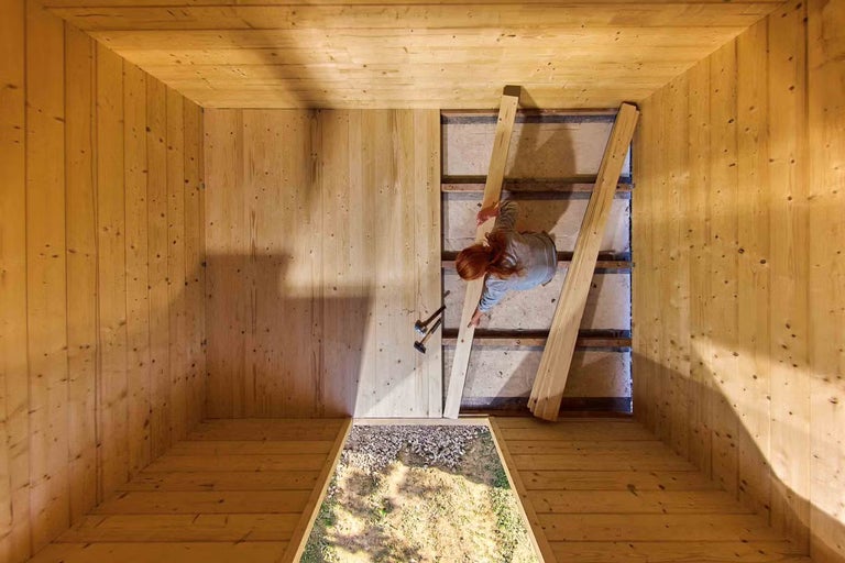 Renovace podlahy zahradního domku