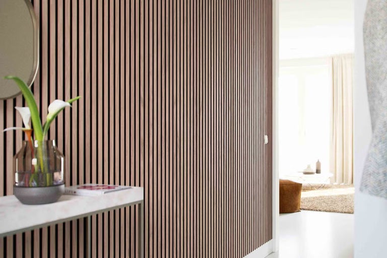 Akustické panely v chodbě