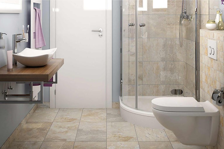 Moderní koupelna s umyvadlem, toaletou a sprchou