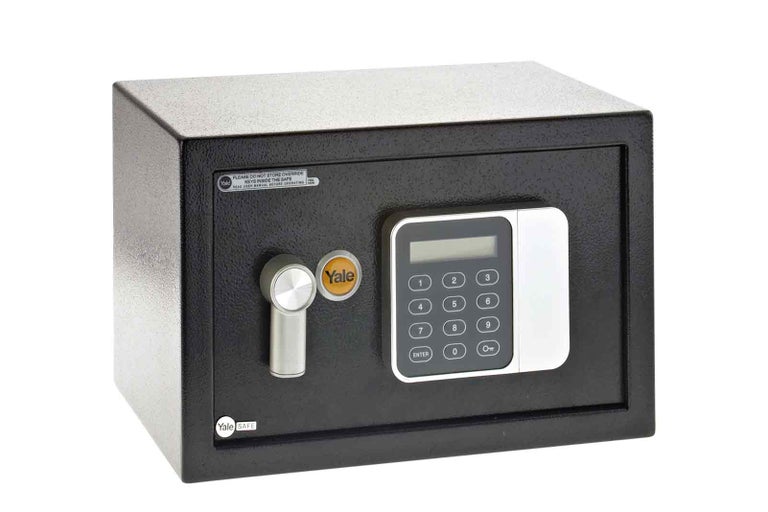 Trezor Yale s digitálním číselným zámkem a klíčem