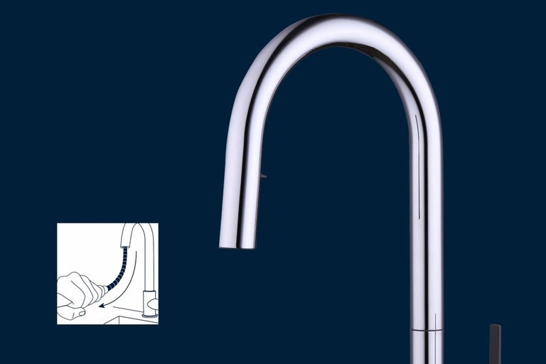 Kuchyňská baterie s výsuvnou sprchou