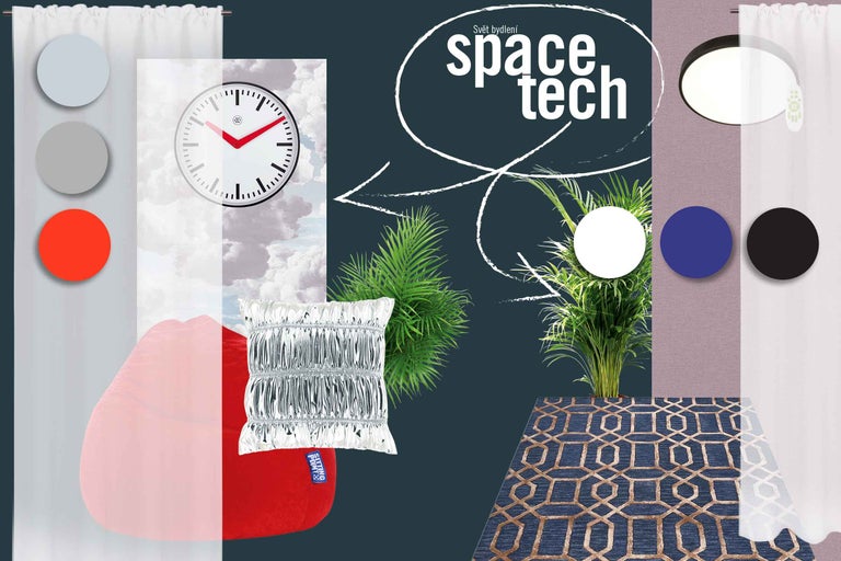 Návrh interiéru s použitím závěsů, hodin, polštářů, koberce a palmy.