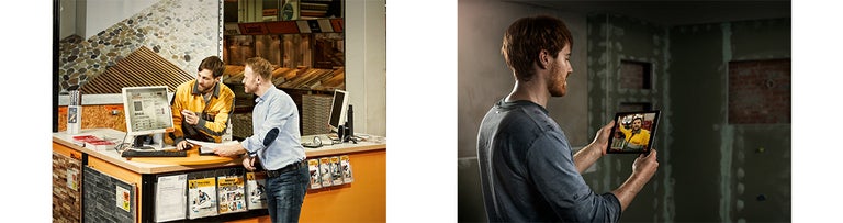 Zaměstnanec Hornbach radí zákazníkovi u pultu a muž používá tablet pro videokonzultaci při realizaci svých stavebních projektů.