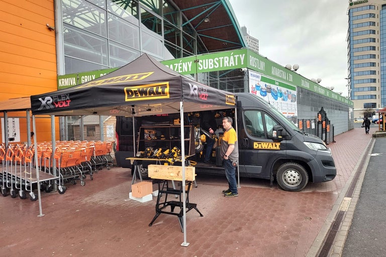 Předváděcí dny DEWALT