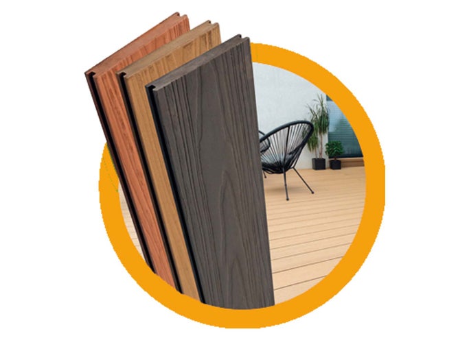 Terasy z dřevěného kompozitu s zahradním nábytkem