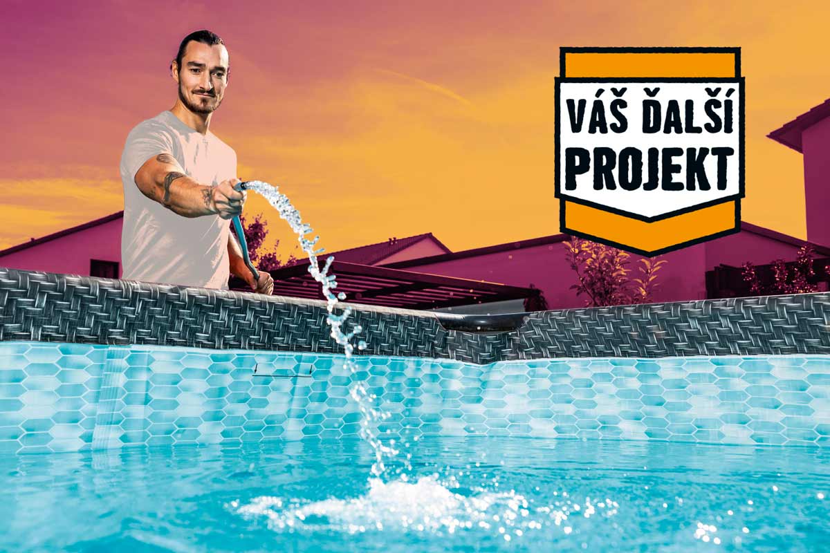 Muž napouští nadzemní bazén na zahradě zahradní hadicí. Hornbach Logo Váš další projekt.