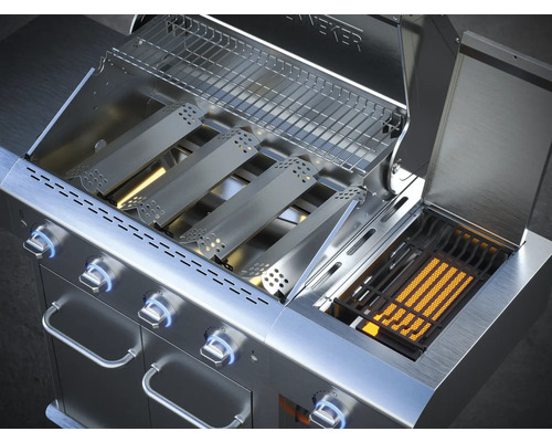 Nerezový plynový gril s otevřeným víkem a grilovacími rošty