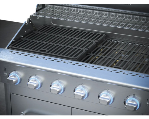 Gril s grilovacími rošty a otočnými knoflíky