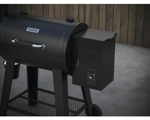 Peletový gril Tenneker s digitálním ovládáním a odkládací mřížkou