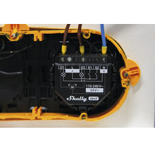 Spínač Shelly Gen3 s elektrickými kabely