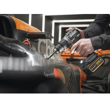 Aku příklepová vrtačka DeWalt McLaren DCD85MM2T-QW 18V včetně 2x aku 18V XR 4,0Ah, nabíječky a kufru TSTAK