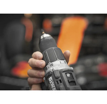 Aku příklepová vrtačka DeWalt McLaren DCD85MM2T-QW 18V včetně 2x aku 18V XR 4,0Ah, nabíječky a kufru TSTAK