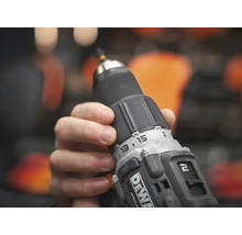 Aku příklepová vrtačka DeWalt McLaren DCD85MM2T-QW 18V včetně 2x aku 18V XR 4,0Ah, nabíječky a kufru TSTAK
