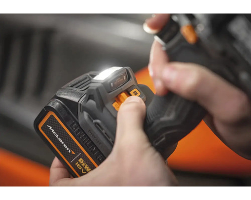 Nástavné světlo s baterií a logem McLaren