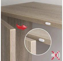 Detailní záběr nábytku s tlumenými panty pro tiché zavírání