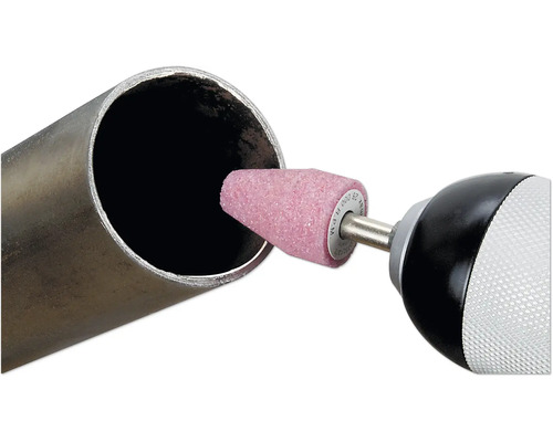 Kuželový brusný hrot pro obrábění kovů v provozu