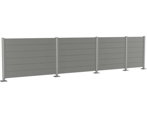 Zástěna ze vodorovných panelů s kovovými sloupky