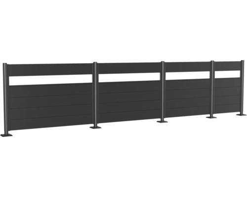 Plot s horizontálními lamelami a sloupky do zahrady