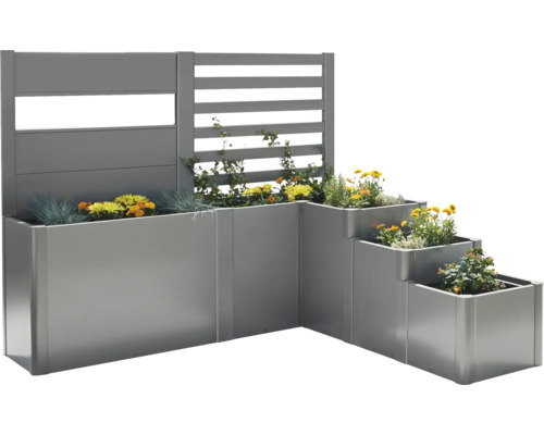 Stupňovité truhlíky s ochrannou stěnou a osázením