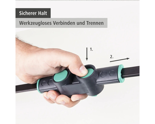 Ruka ovládá knoflík nástrojové přípojky.