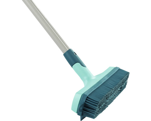 Kartáč s násadou pro čištění