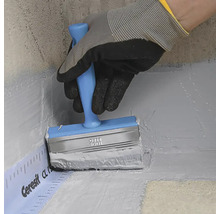 Izolace štětcem a těsnicí páskou v koupelně