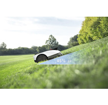 Robotická sekačka na trávníku se sklonem 45 procent