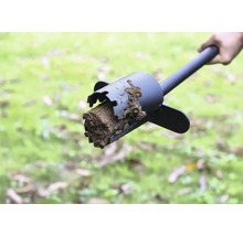 Zemní vrták se zeminou