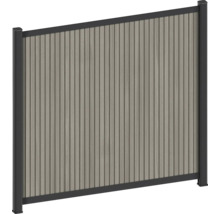 Dřevěný a kovový plot