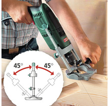 Vrtačka vrtá do dřevěné desky pomocí vrtací šablony pro přesné úhly vrtání.