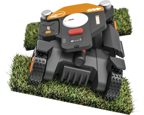 Zahradní traktor na trávě