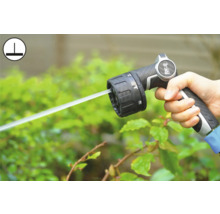 Ruční sprcha se sprchovým paprskem a logem for-q