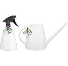 Plastový rozprašovač na rostliny a konev