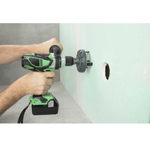 Akumulátorový vrtací šroubovák vrtá otvor do zdi