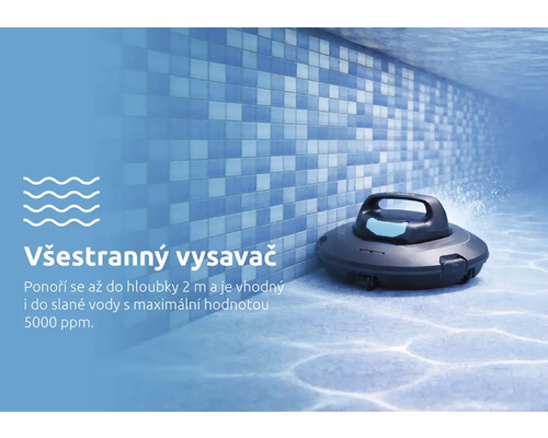 Bazénový robot v bazénu