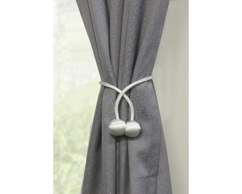 Šedý závěs se stahovací páskou