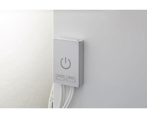 LED transformátor se vstupními a výstupními připojeními a vypínačem
