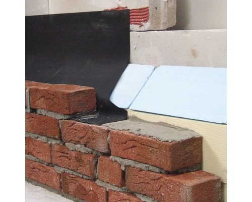 Detail zdiva se hydroizolací a izolací