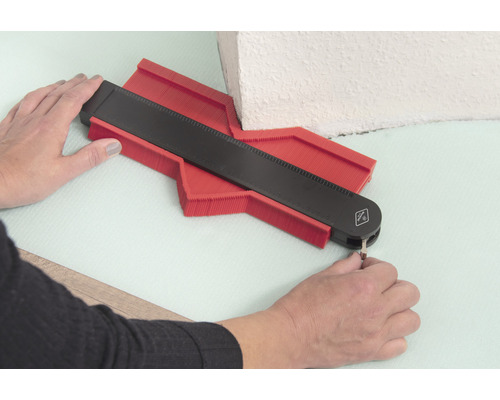 Obrysové měřítko se používá k snímání obrysů