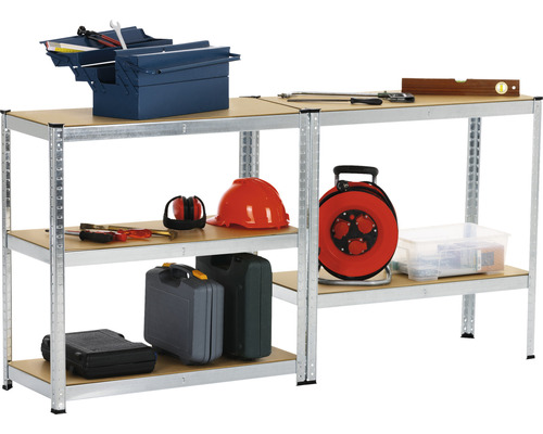 Pracovní stůl s nářadím, bedna na nářadí, kabelový buben a bezpečnostní vybavení