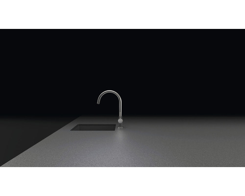 Kuchyňská baterie na pracovní desce s umyvadlem