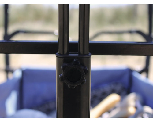Detailní pohled na vozík s nastavovacím knoflíkem