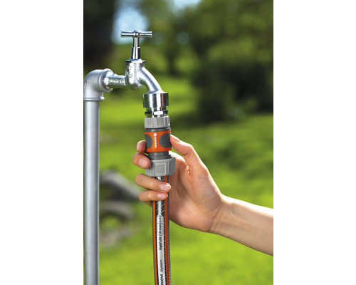 Připojení zahradní hadice k vodovodnímu kohoutku