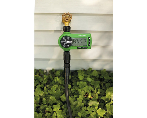 Zavlažovací hodiny s digitálním displejem a hadicovou přípojkou