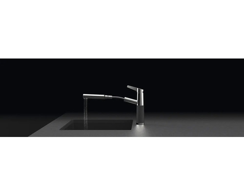 Kuchyňská baterie s výsuvnou sprchou na dřezu