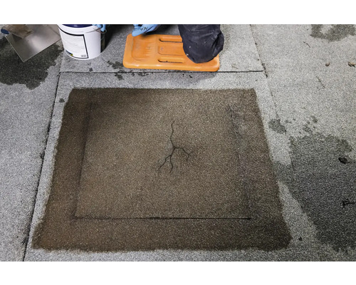 Oprava střechy tekutým plastem, detailní pohled